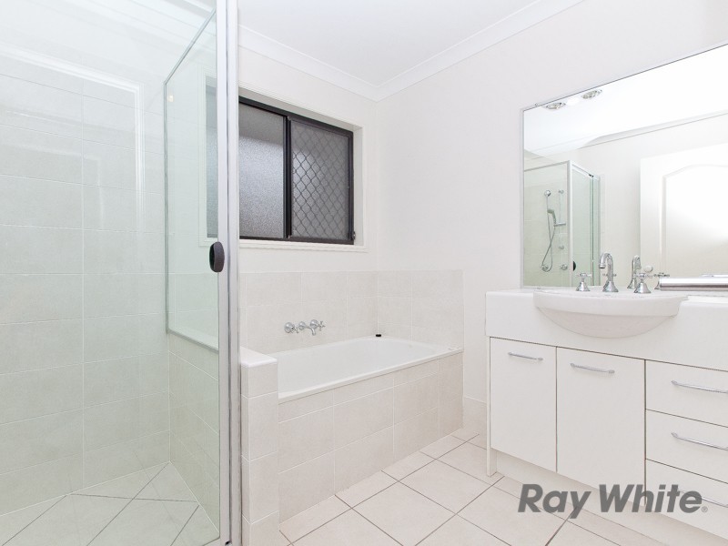 19 Booyong Place, Bridgeman Downs QLD 4035