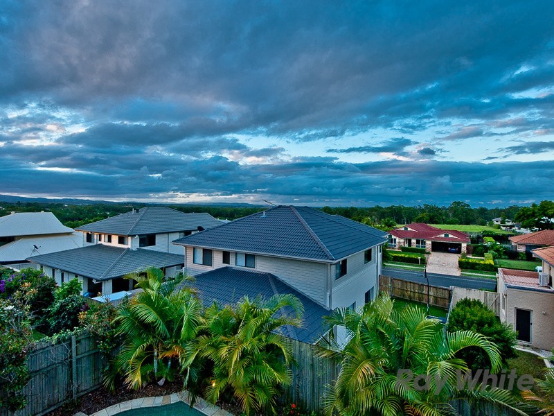17 Polaris Place, Bridgeman Downs QLD 4035