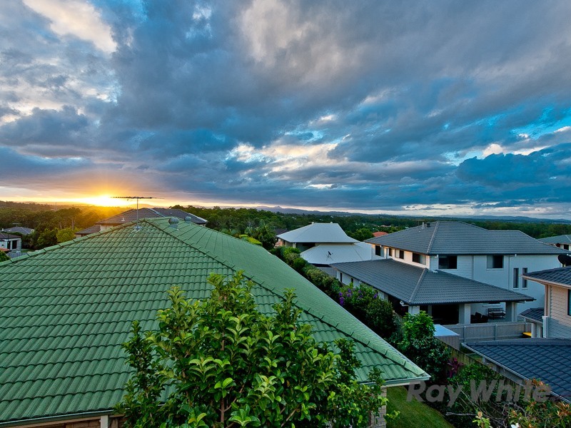 17 Polaris Place, Bridgeman Downs QLD 4035