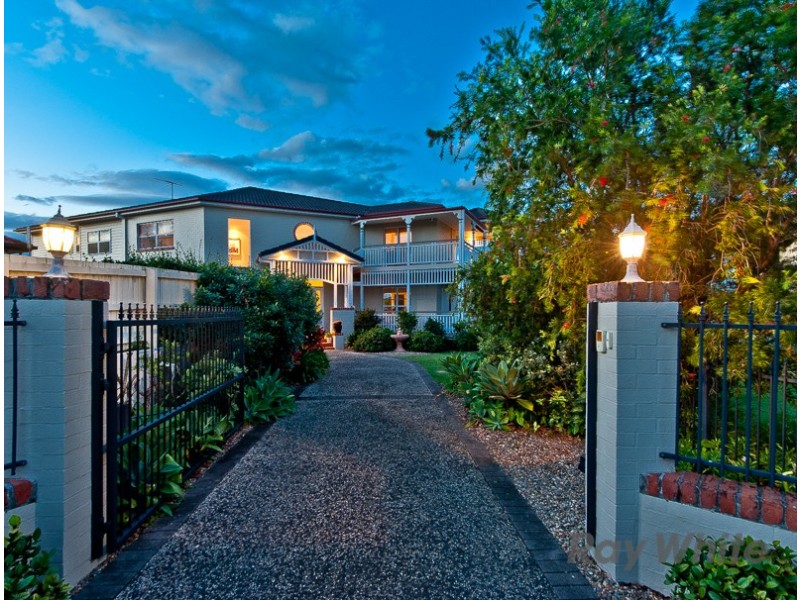 17 Polaris Place, Bridgeman Downs QLD 4035
