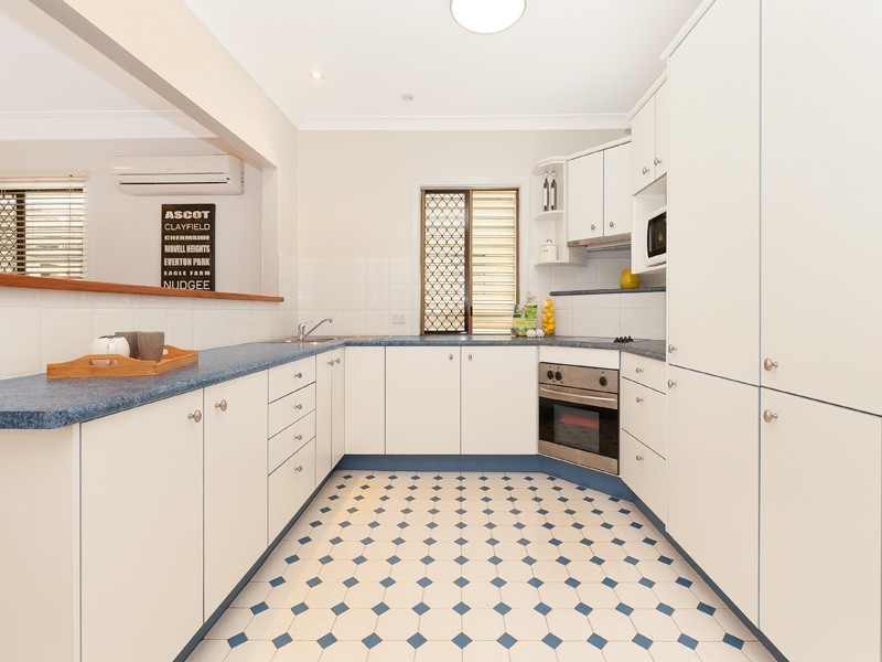 177 Hamilton Road, Wavell Heights QLD 4012