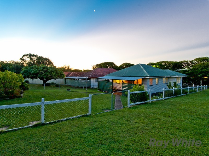 2 Nind Street, Wavell Heights QLD 4012