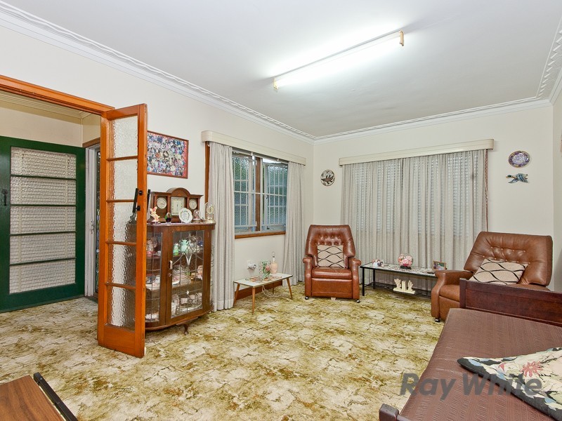 2 Nind Street, Wavell Heights QLD 4012