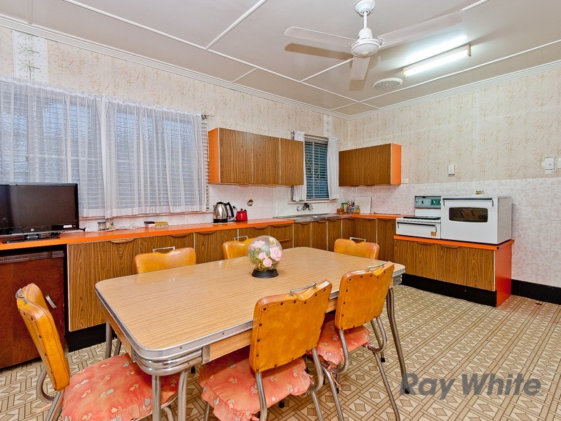 2 Nind Street, Wavell Heights QLD 4012