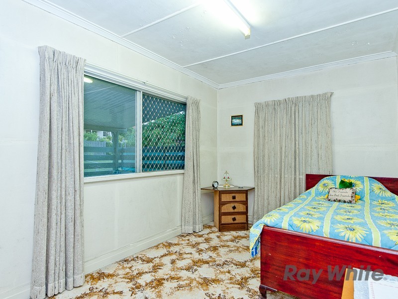 2 Nind Street, Wavell Heights QLD 4012