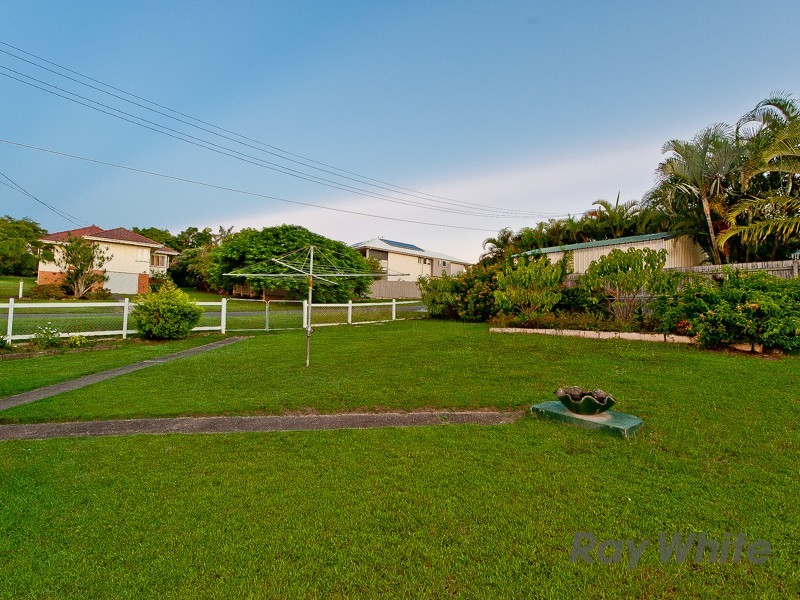 2 Nind Street, Wavell Heights QLD 4012