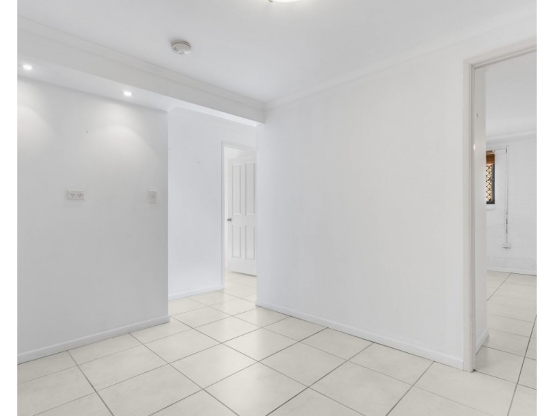 8 Hayman Street, Boondall QLD 4034