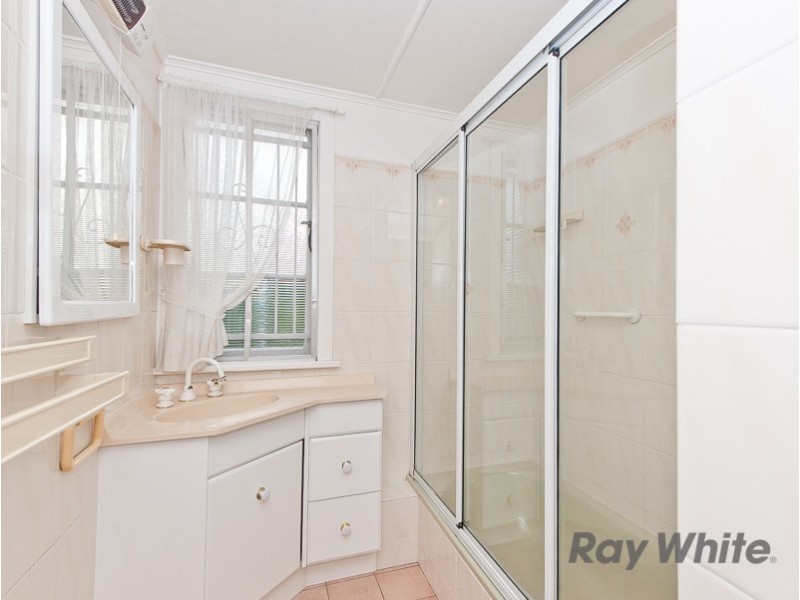 18 Kennedy Street, Brighton QLD 4017