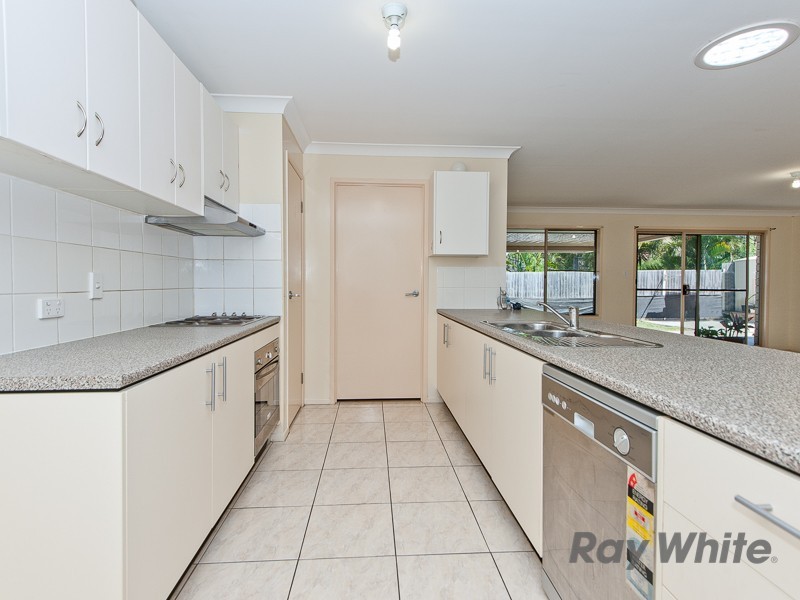 32 Water Street, Kallangur QLD 4503