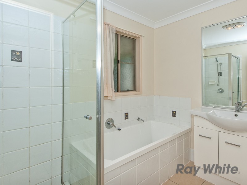 32 Water Street, Kallangur QLD 4503