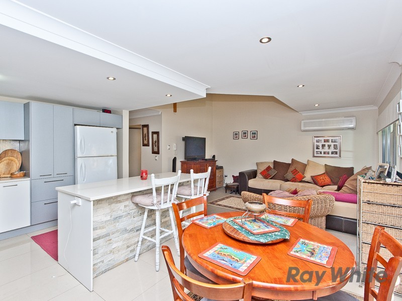 3/8 Georgina Street, Woody Point QLD 4019