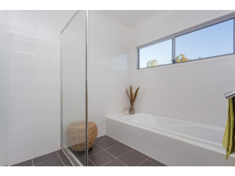 239 Ridley Road, Bridgeman Downs QLD 4035