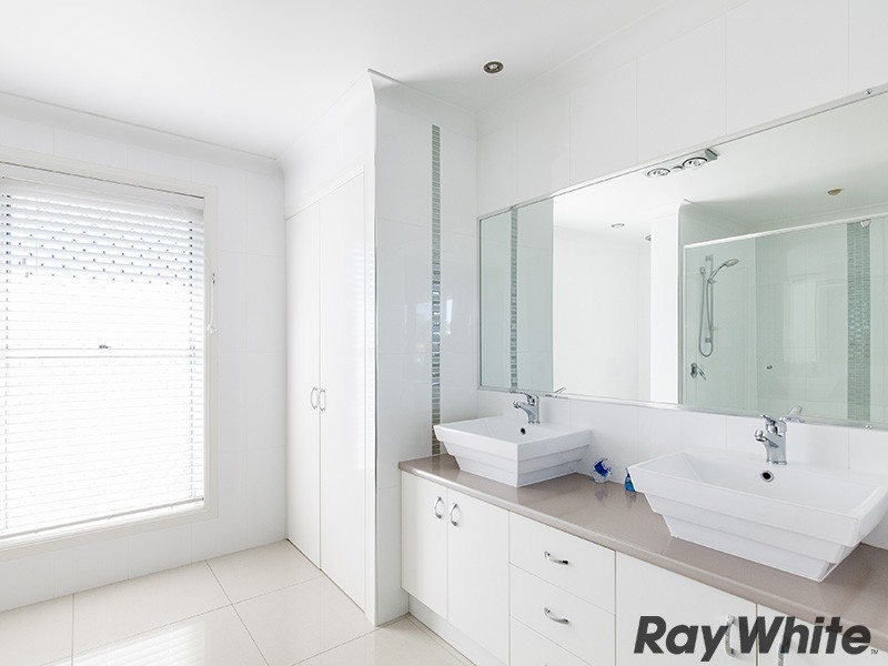 19 Hillary Drive, Warner QLD 4500
