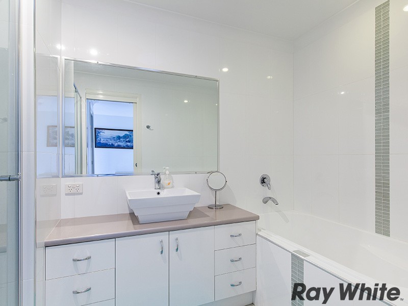 19 Hillary Drive, Warner QLD 4500