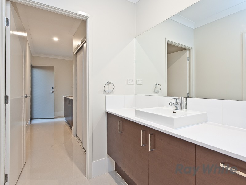 42 Somers Street, Nudgee QLD 4014
