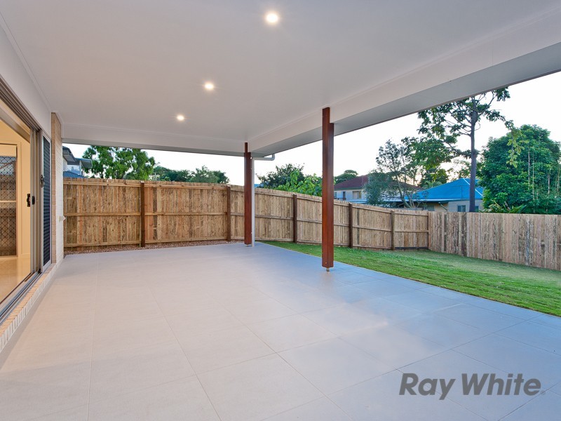 42 Somers Street, Nudgee QLD 4014