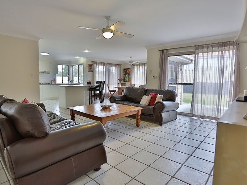 10 Sellers Place, Mcdowall QLD 4053