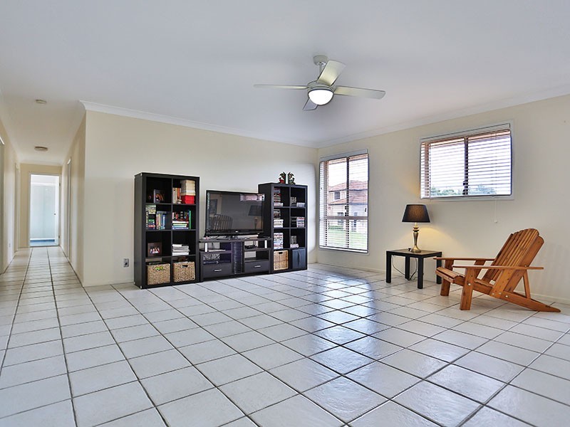 10 Sellers Place, Mcdowall QLD 4053
