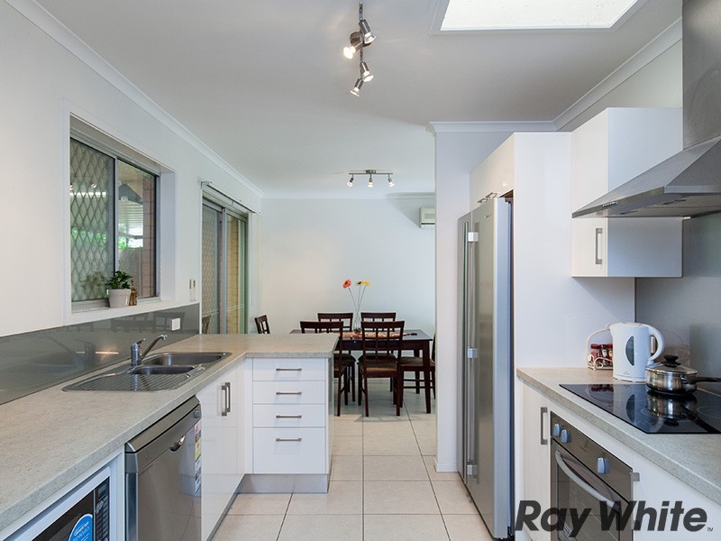 4 Karrabin Street, Mitchelton QLD 4053