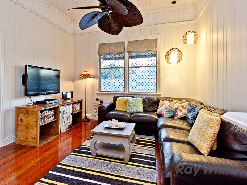 19 Larwill Avenue, Northgate QLD 4013