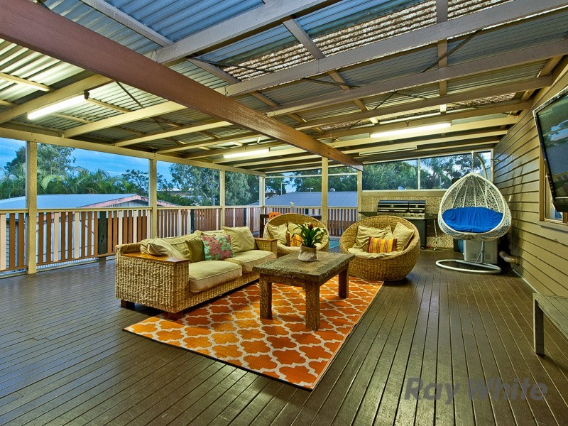 19 Larwill Avenue, Northgate QLD 4013