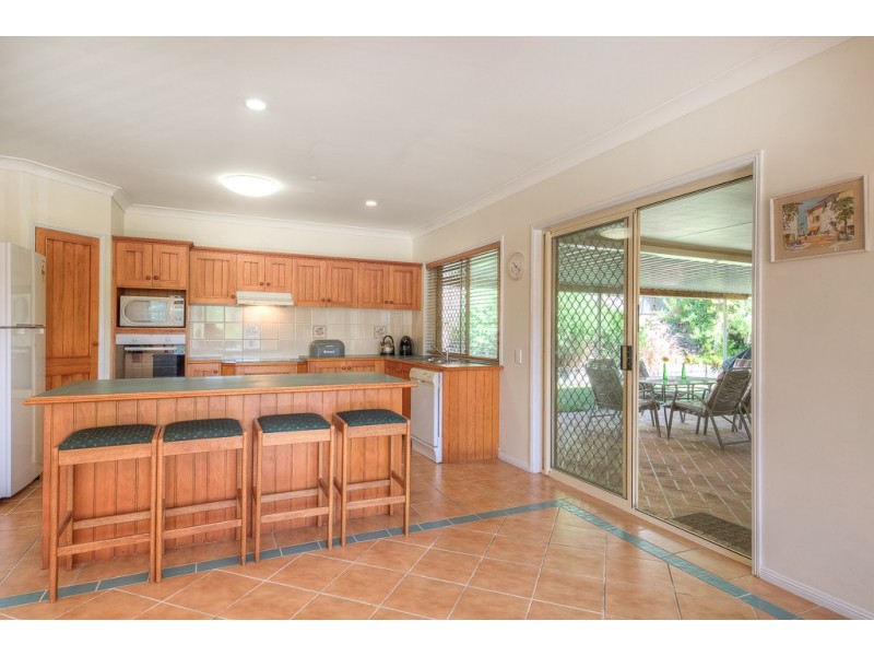 40 Streisand Drive, Mcdowall QLD 4053