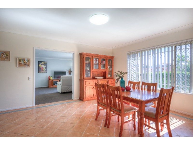 40 Streisand Drive, Mcdowall QLD 4053