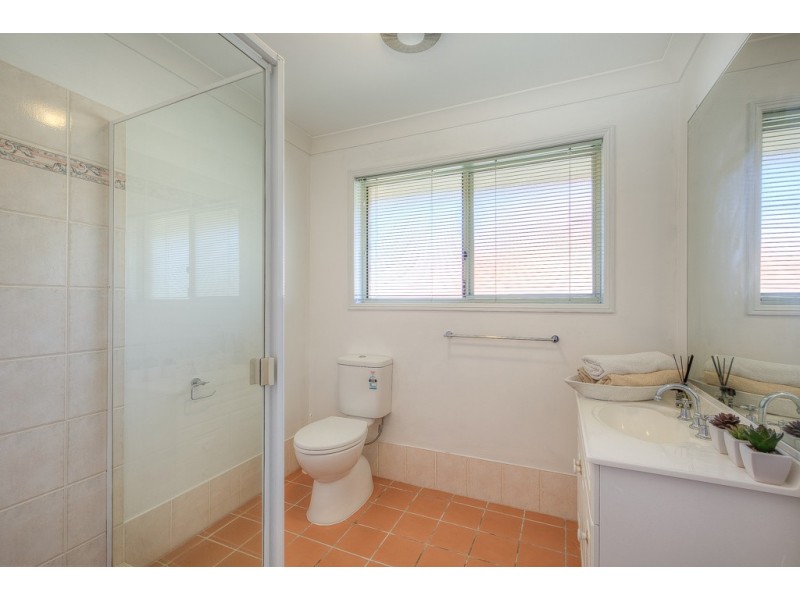 40 Streisand Drive, Mcdowall QLD 4053