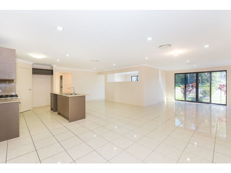 2 Oriole Street, Taigum QLD 4018