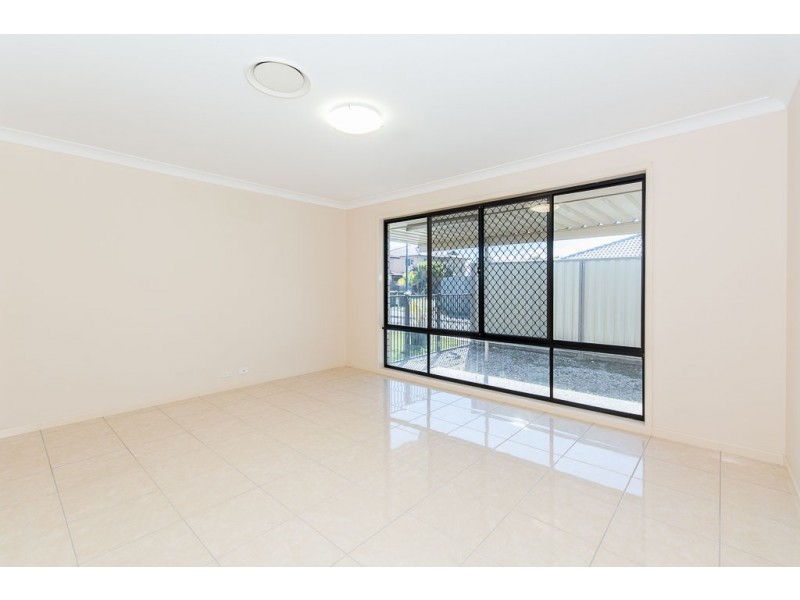 2 Oriole Street, Taigum QLD 4018