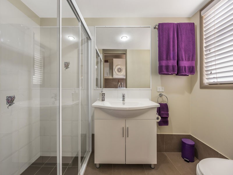 3 Phoenix Court, Eatons Hill QLD 4037