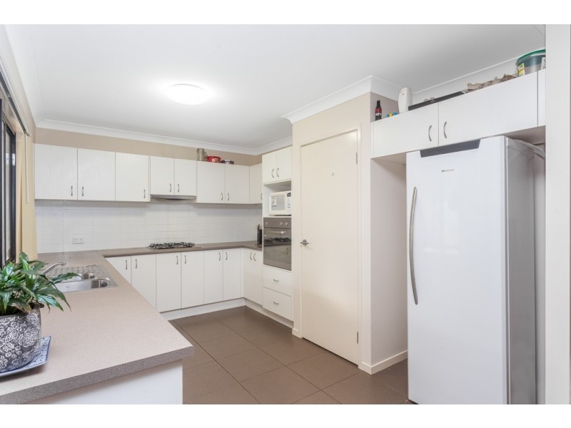 3 Roland Court, Kallangur QLD 4503