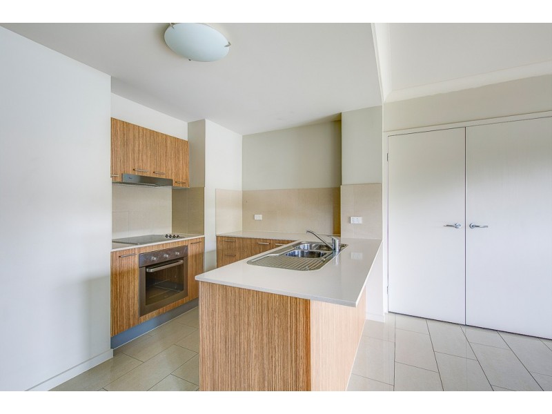 2/703 Hamilton Road, Chermside West QLD 4032