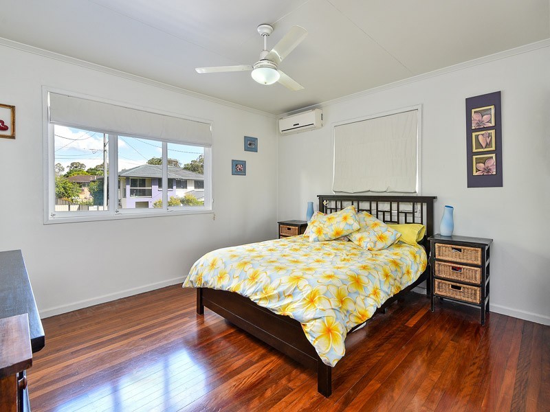 22 Cuthbert Street, Albany Creek QLD 4035