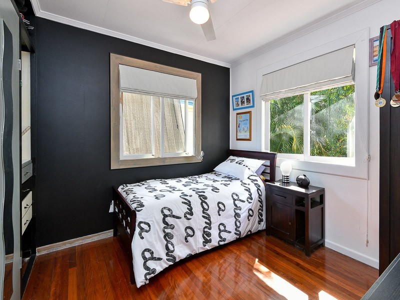 22 Cuthbert Street, Albany Creek QLD 4035