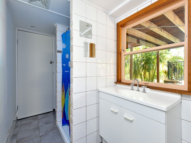 22 Cuthbert Street, Albany Creek QLD 4035