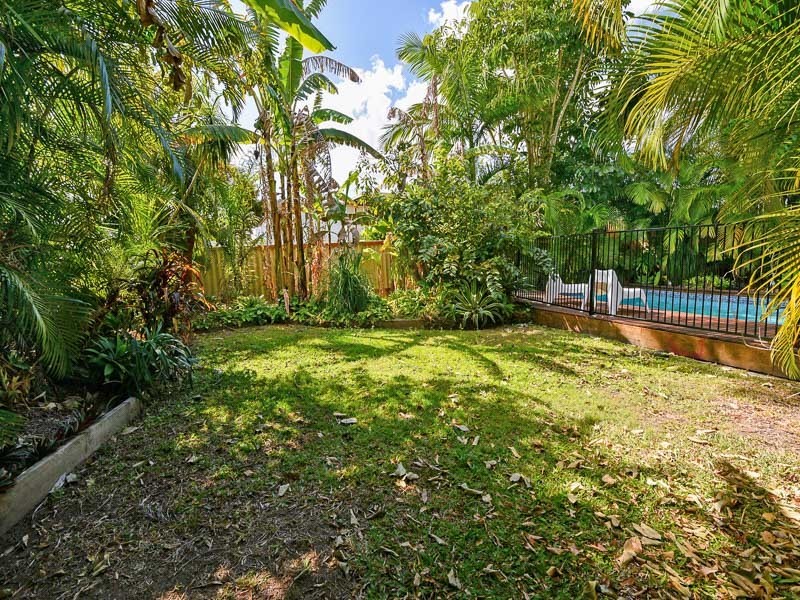 22 Cuthbert Street, Albany Creek QLD 4035