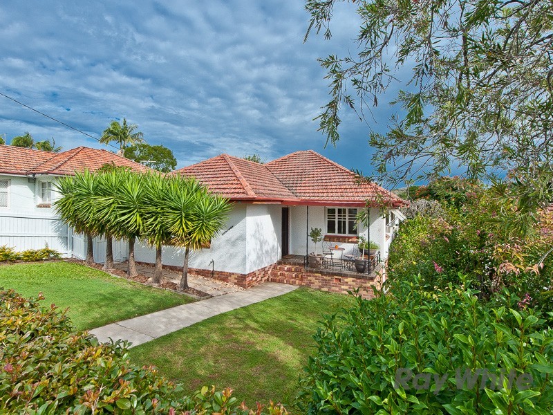 130 Hamilton Road, Wavell Heights QLD 4012