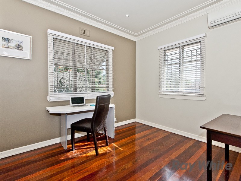 130 Hamilton Road, Wavell Heights QLD 4012