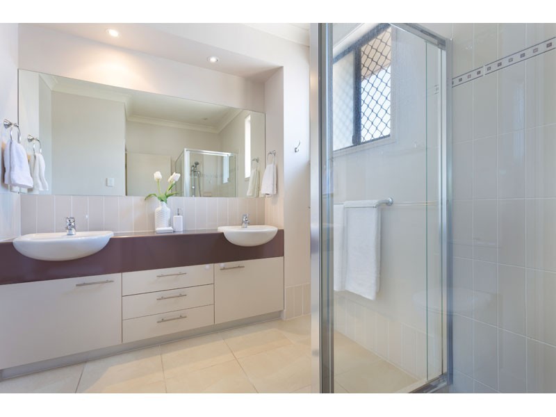 3 Coonawarra Drive, Carseldine QLD 4034