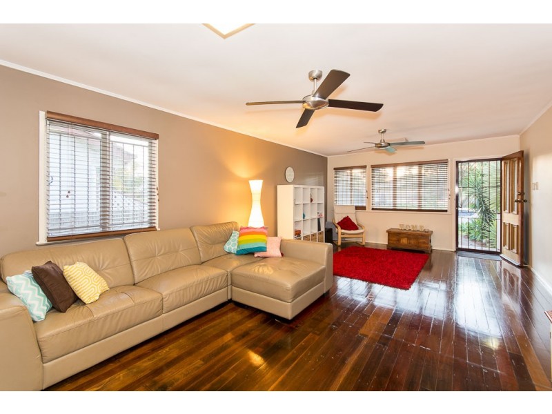 118 Landsboro Avenue, Boondall QLD 4034