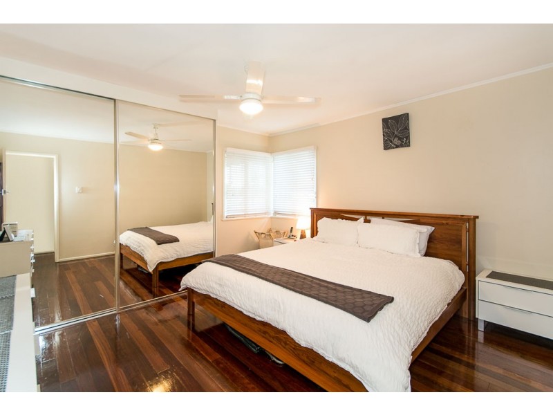 118 Landsboro Avenue, Boondall QLD 4034