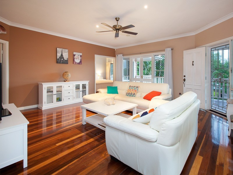 32 Peterson Place, Bridgeman Downs QLD 4035