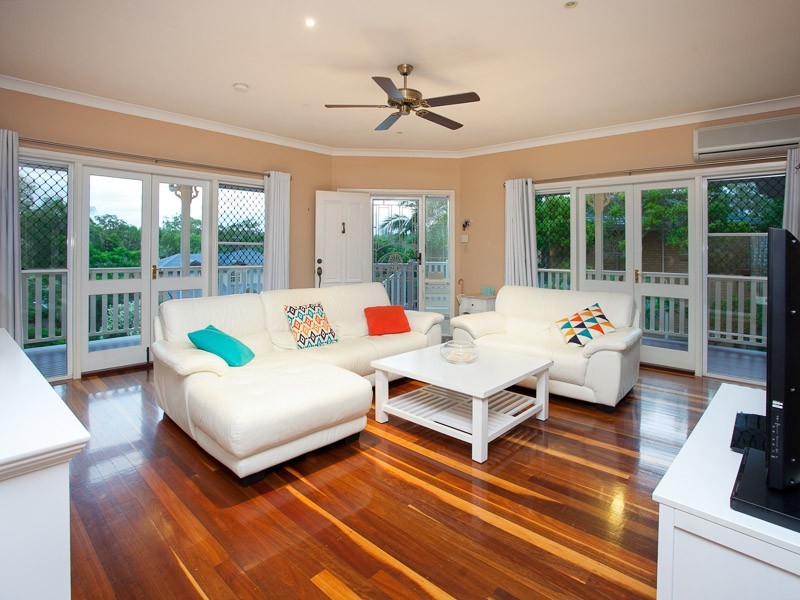 32 Peterson Place, Bridgeman Downs QLD 4035