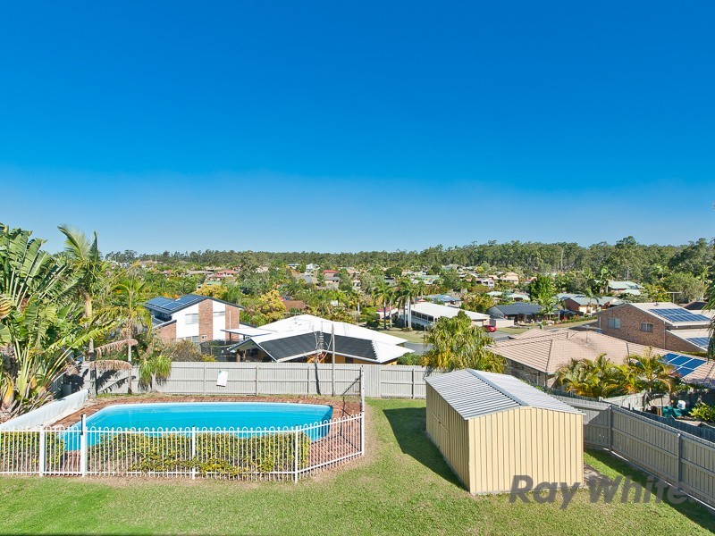 33 Daniel Drive, Albany Creek QLD 4035