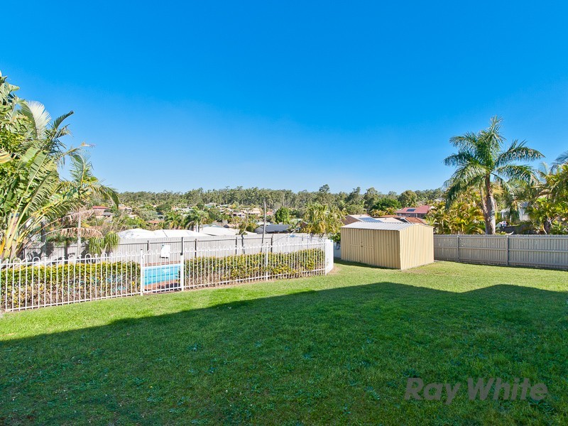 33 Daniel Drive, Albany Creek QLD 4035