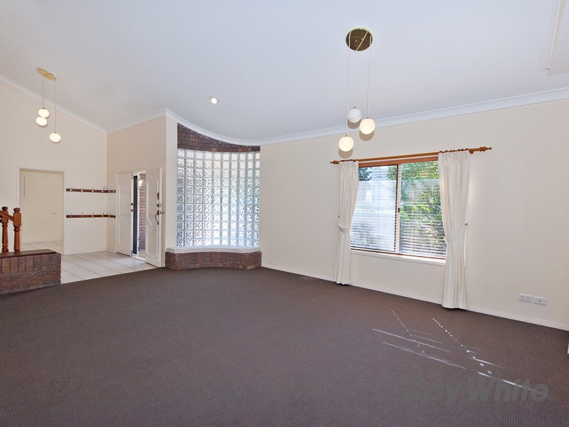 33 Daniel Drive, Albany Creek QLD 4035