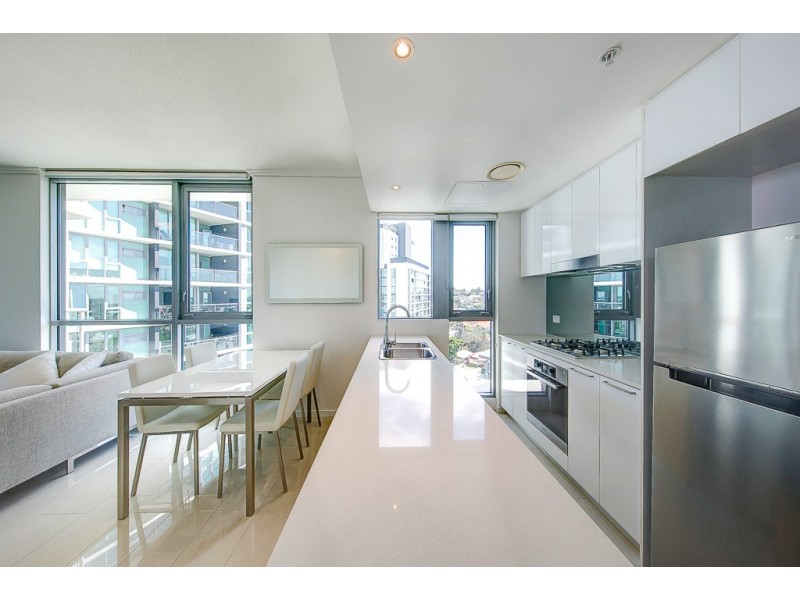 21311/8 Hercules Street, Hamilton QLD 4007