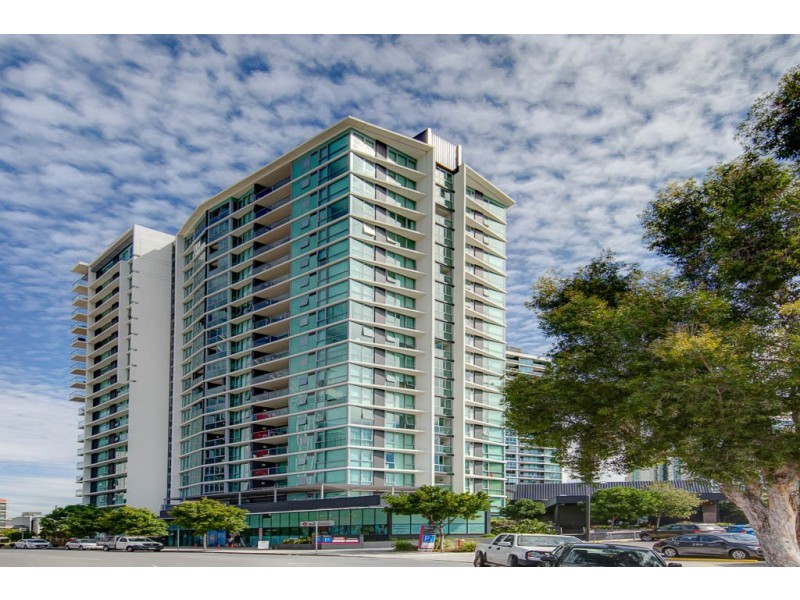 21311/8 Hercules Street, Hamilton QLD 4007