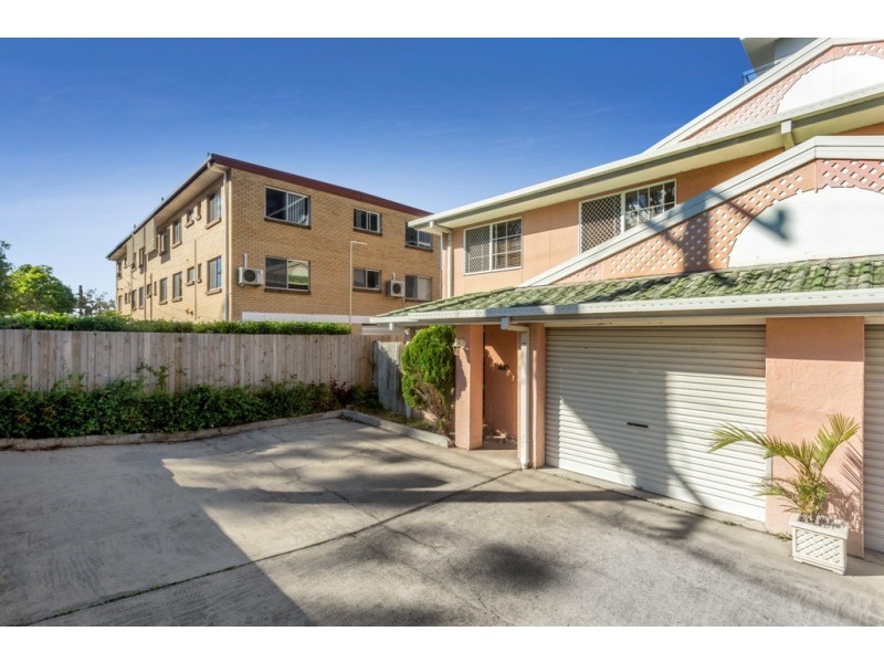 1/125 Farnell Street, Chermside QLD 4032